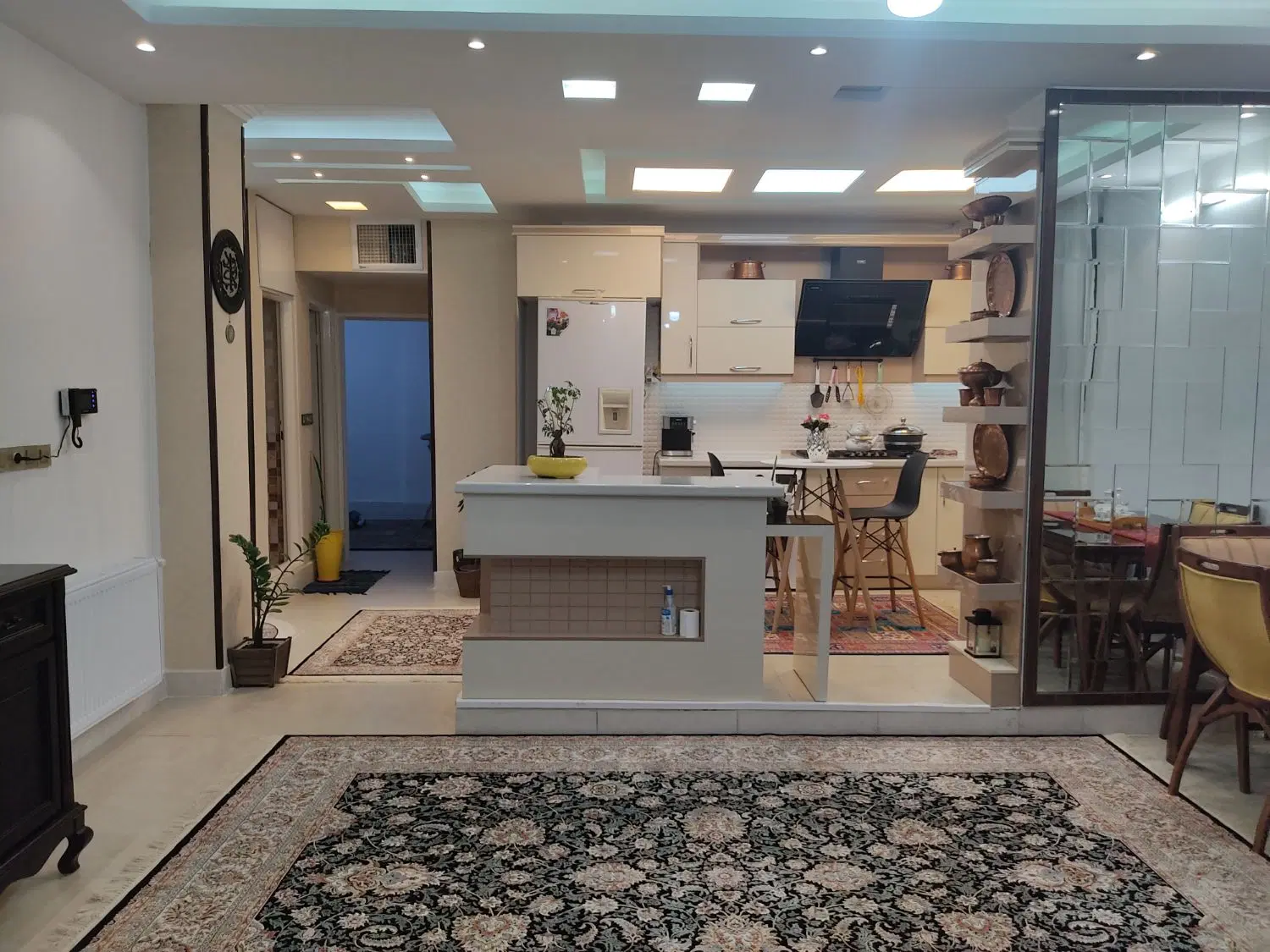 آپارتمان فول امکانات بلوارپرستارکم تراکم