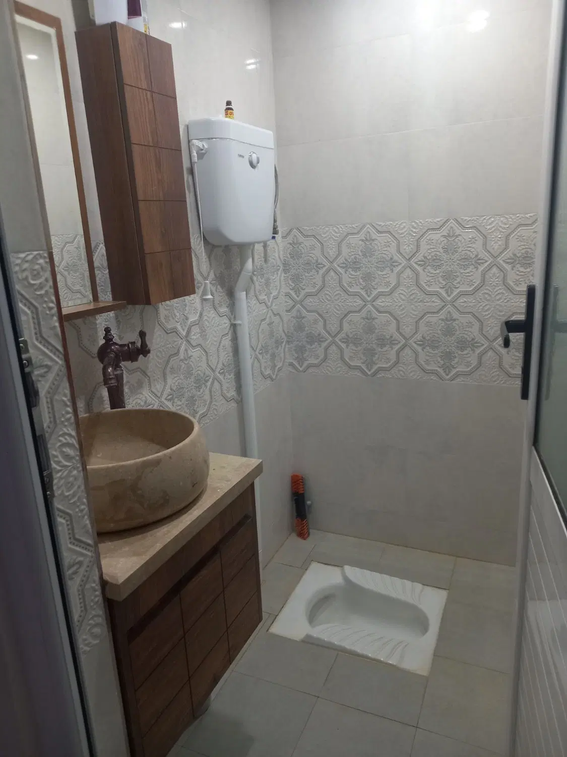 خانه ۱۴۰ متری در کرمان خیابان ابوذر شمالی ۴۹
