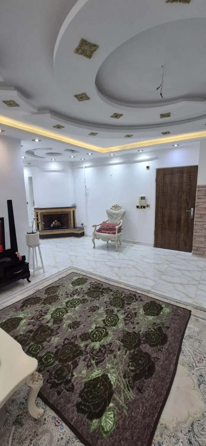 اکازیون فاز اول معلم چهارراه ویلانج