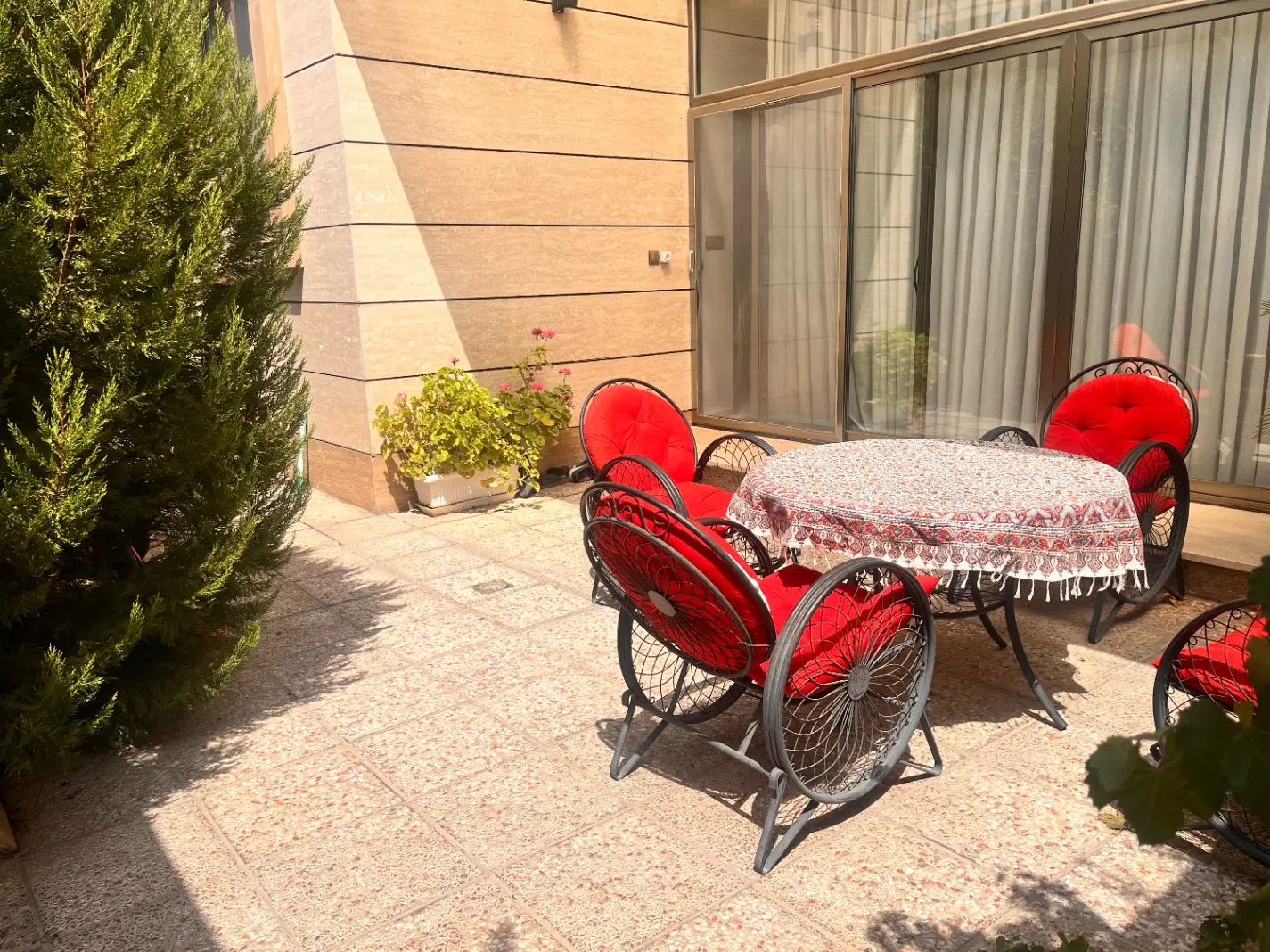 ویلایی همکف ۳ خواب ویلاشهر خ پیام