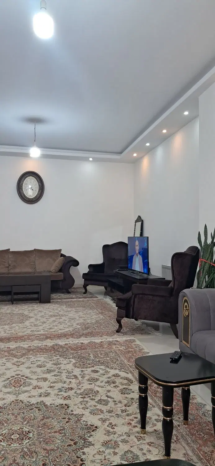 رهن اجاره واحد 140 متر شفا 3