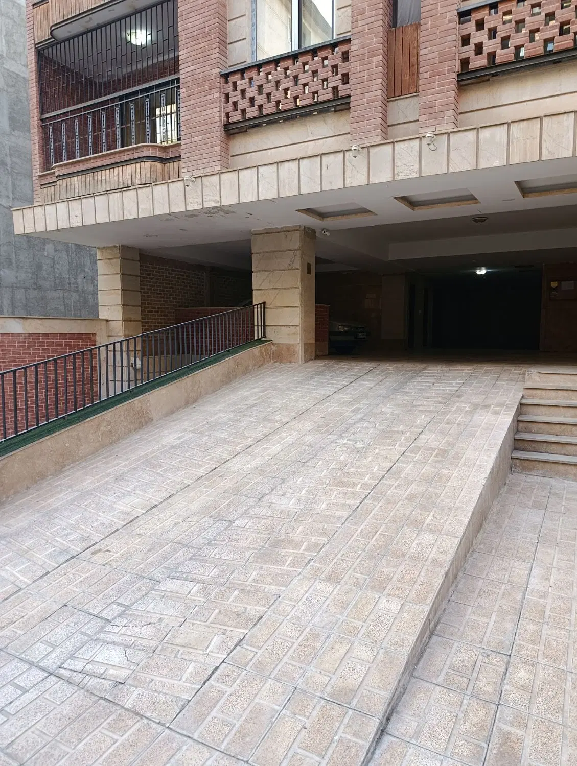 112 متر دو خواب ساماندهی (املاک سازه)