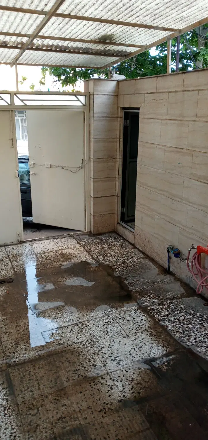 ویلایی هم کف