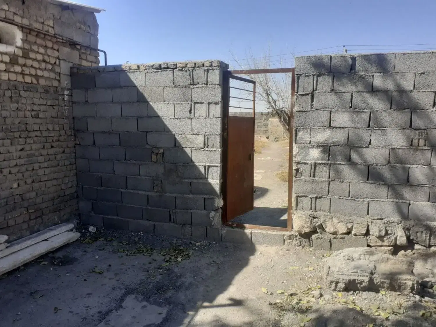 زمین مسکونی