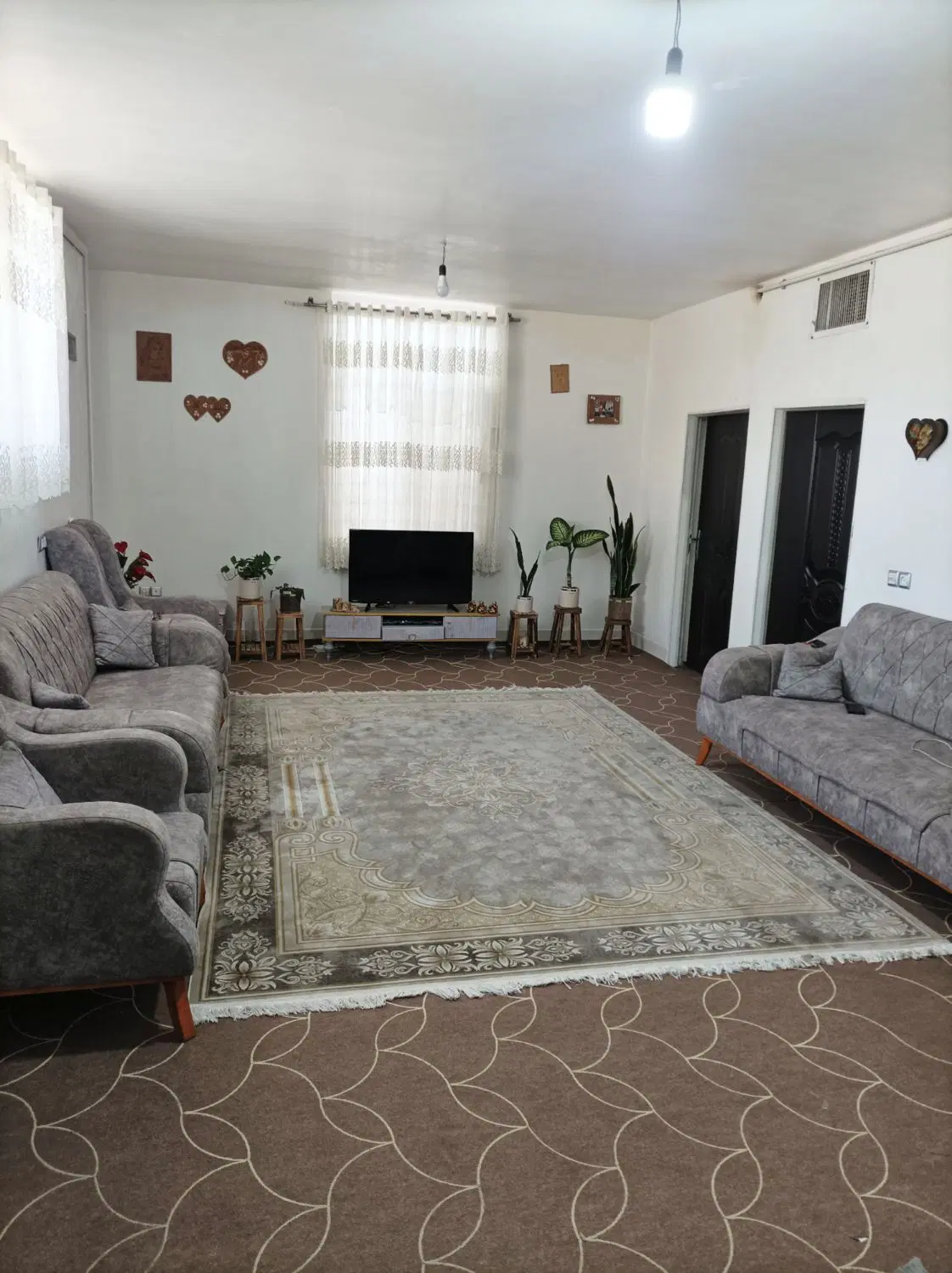 فروش منزل مسکونی ماه فیروزان