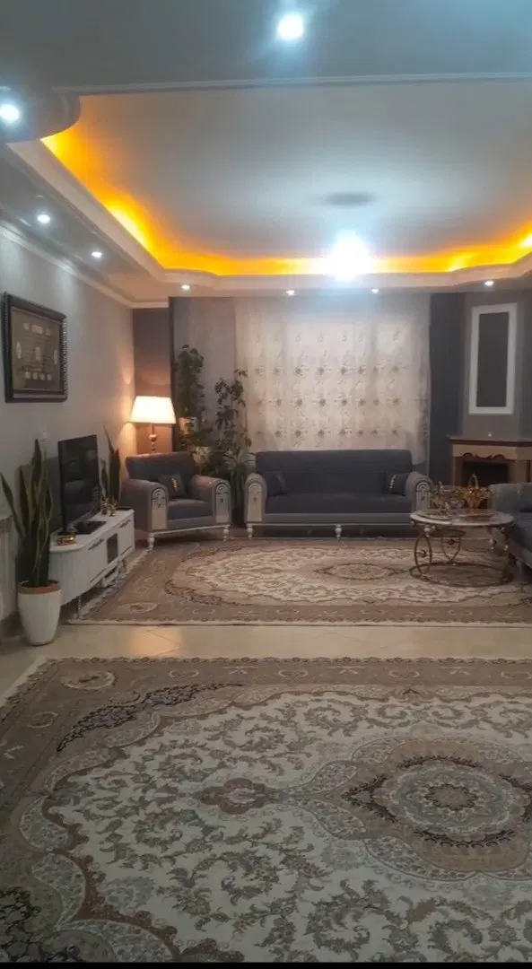 تکواحدی ۹۰متری