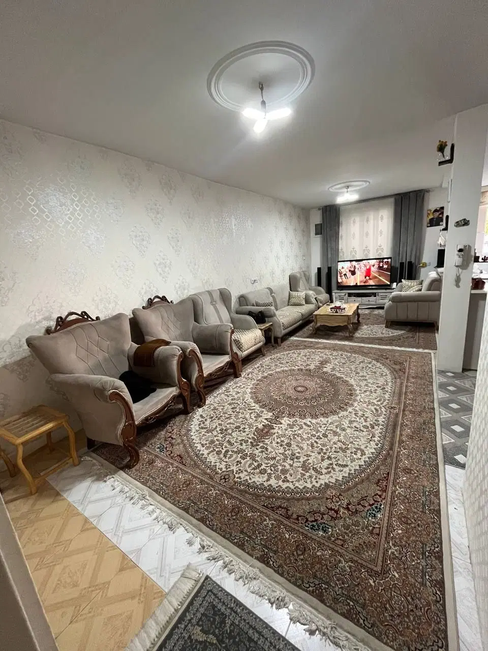 واحد ۸۰متر سنددار