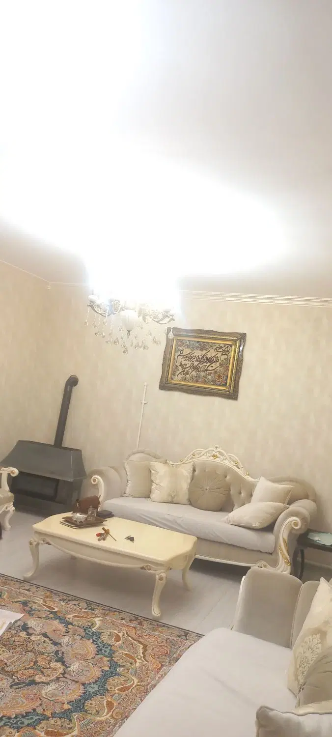 ساختمان مسکونی دوطبقه