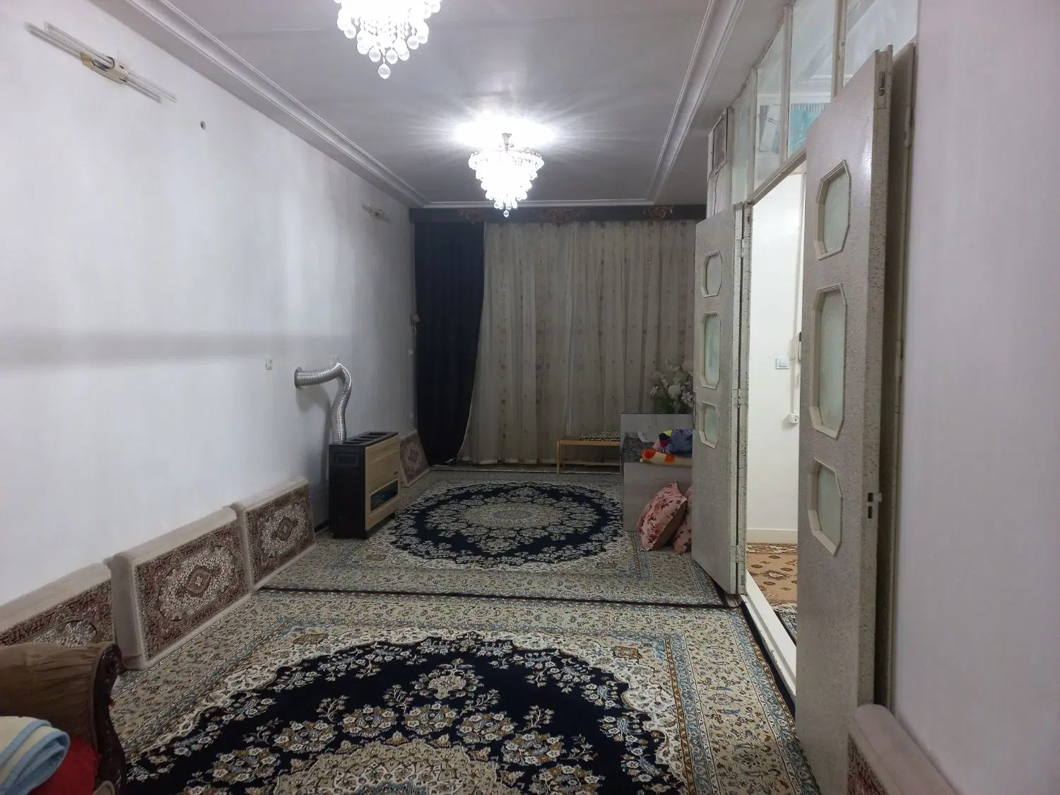 منزل مسکونی خیابان آذر کوچه آهنی