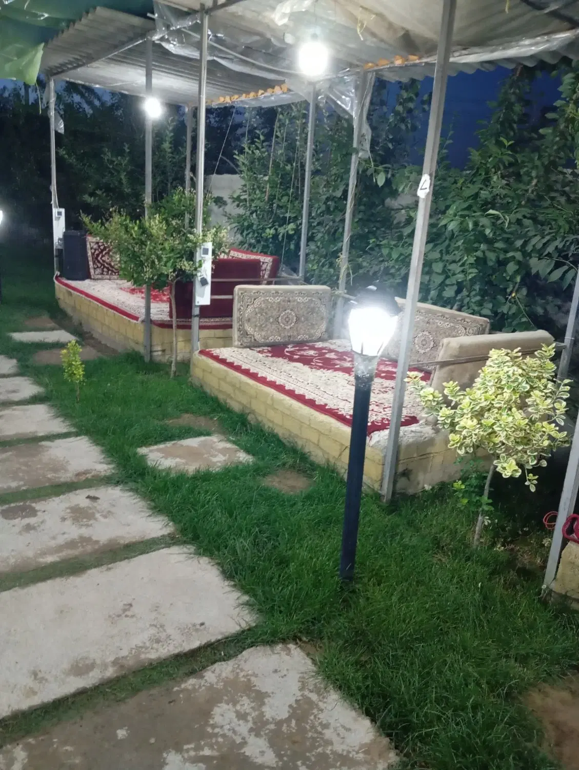 کافه باغ بهر کمربندی محمدشهر