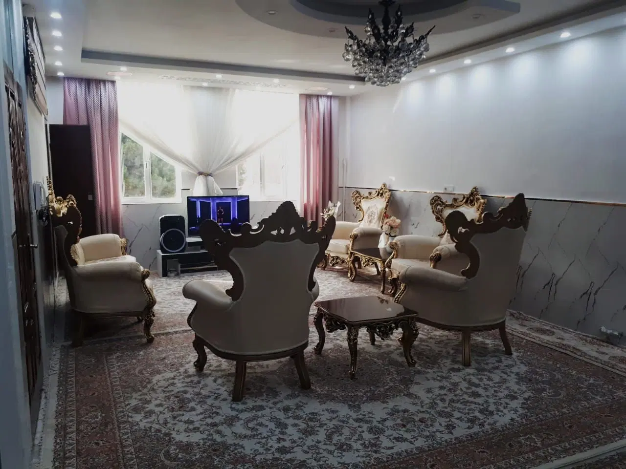 آپارتمان ویلایی ۱۱۰ متر قائمیه