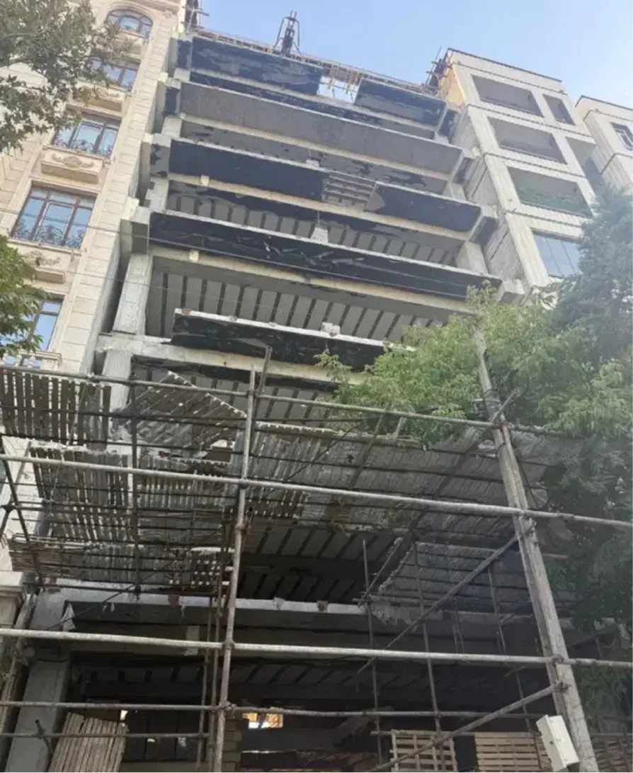 اپارتمان در حال ساخت