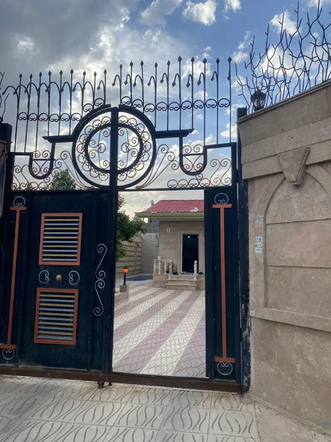 خونه ویلایی ۳۵۰ متری حیاط استخر