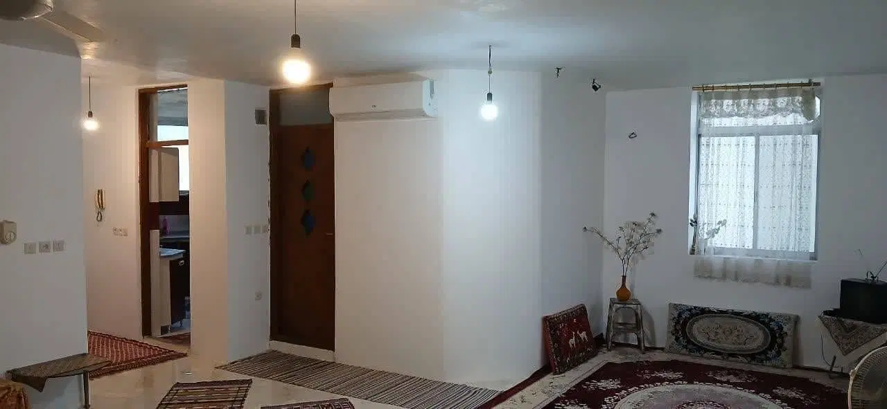 خانه ویلایی ۲۱۲متر زمین سندرسمی