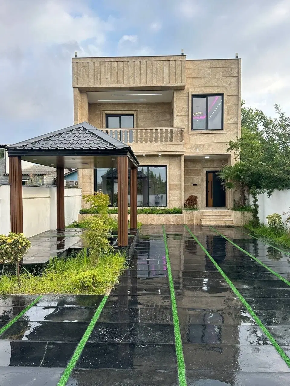 دوباکس۳۰۰متری_بهشت و میخوای اینجا رو‌از دست نده