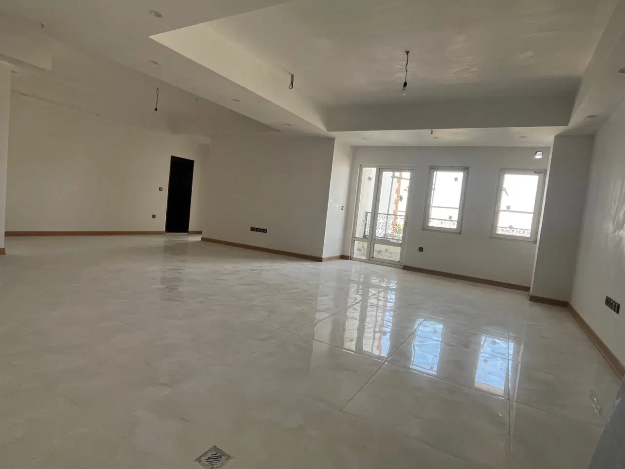 اپارتمان ۱۱۴ متری جهان نما شهرک احمدیه