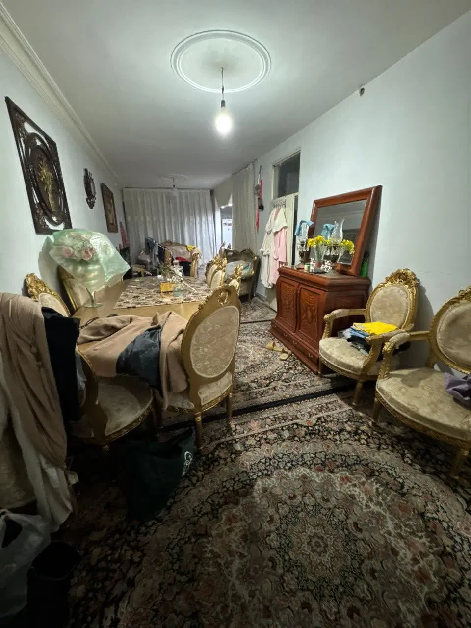 واحد ۹۰ متری شهرک صاحب الزمان