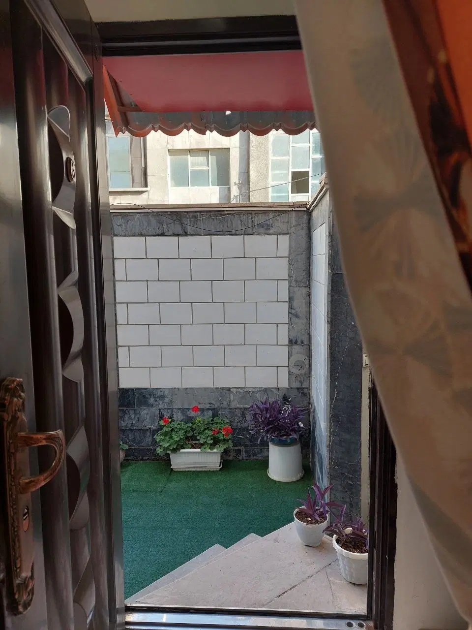 فقط تهاتر در منطقه ۲ ستارخان