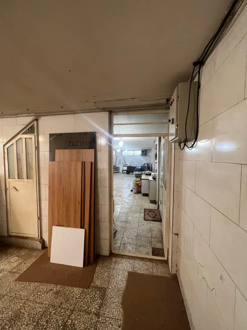 کارگاه ۱۴۰متری