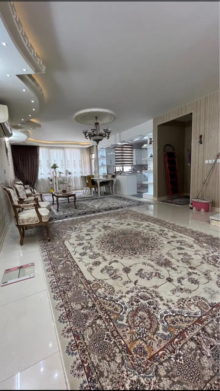 منزل دو طبقه_انتهای بلوار معمار