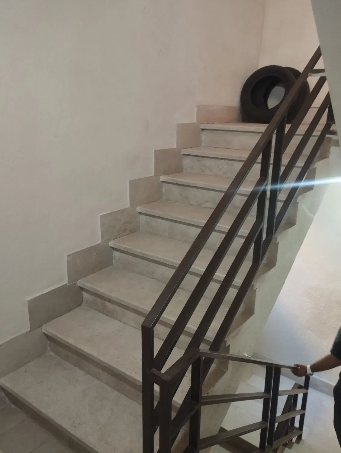 آپارتمان فروشی 68متری شهرک ناز