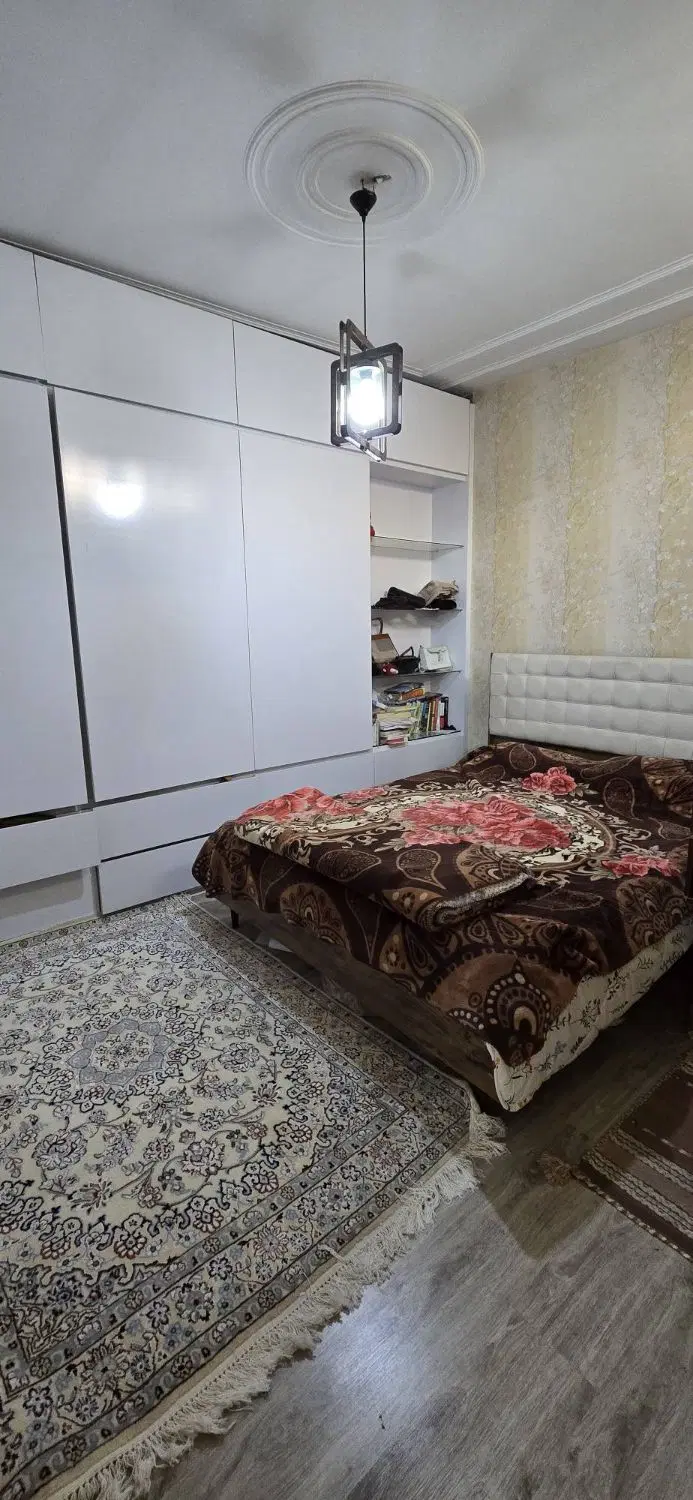 منزل 138 متر سه خواب ابتدای صمدیه لباف