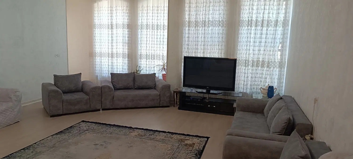 اجاره ویلایی_سه خواب_165متری_همکف_تاچارا