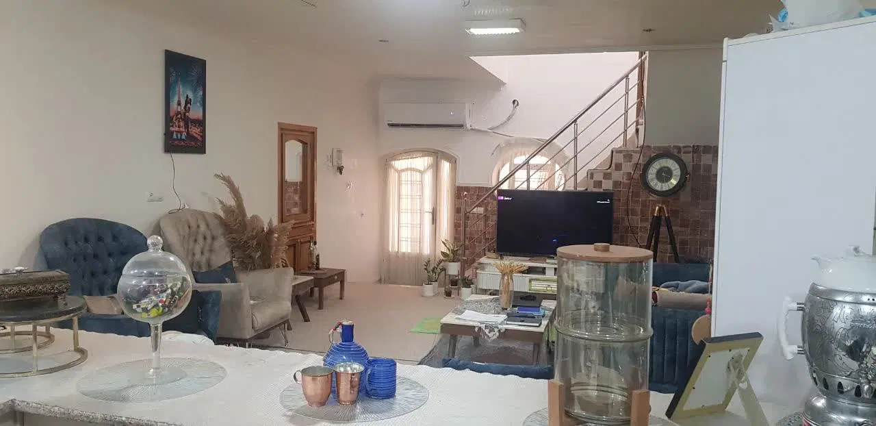 فروش خانه ویلایی ۲۲_۵ گز ، پشت کاردانش- بسیار تمیز