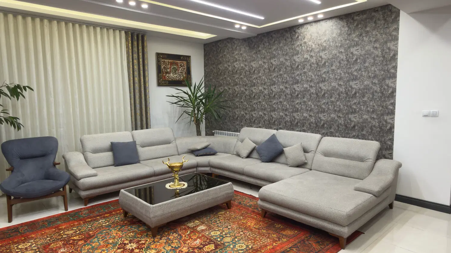 آپارتمان چهار خوابه مستر ۳۱۳ متر مربع