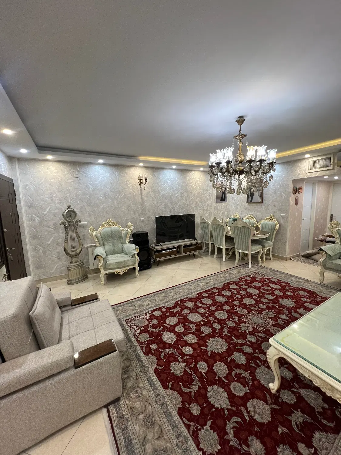 دستگاه اپارتمان ۹۱ متر ، نیرو‌هوایی