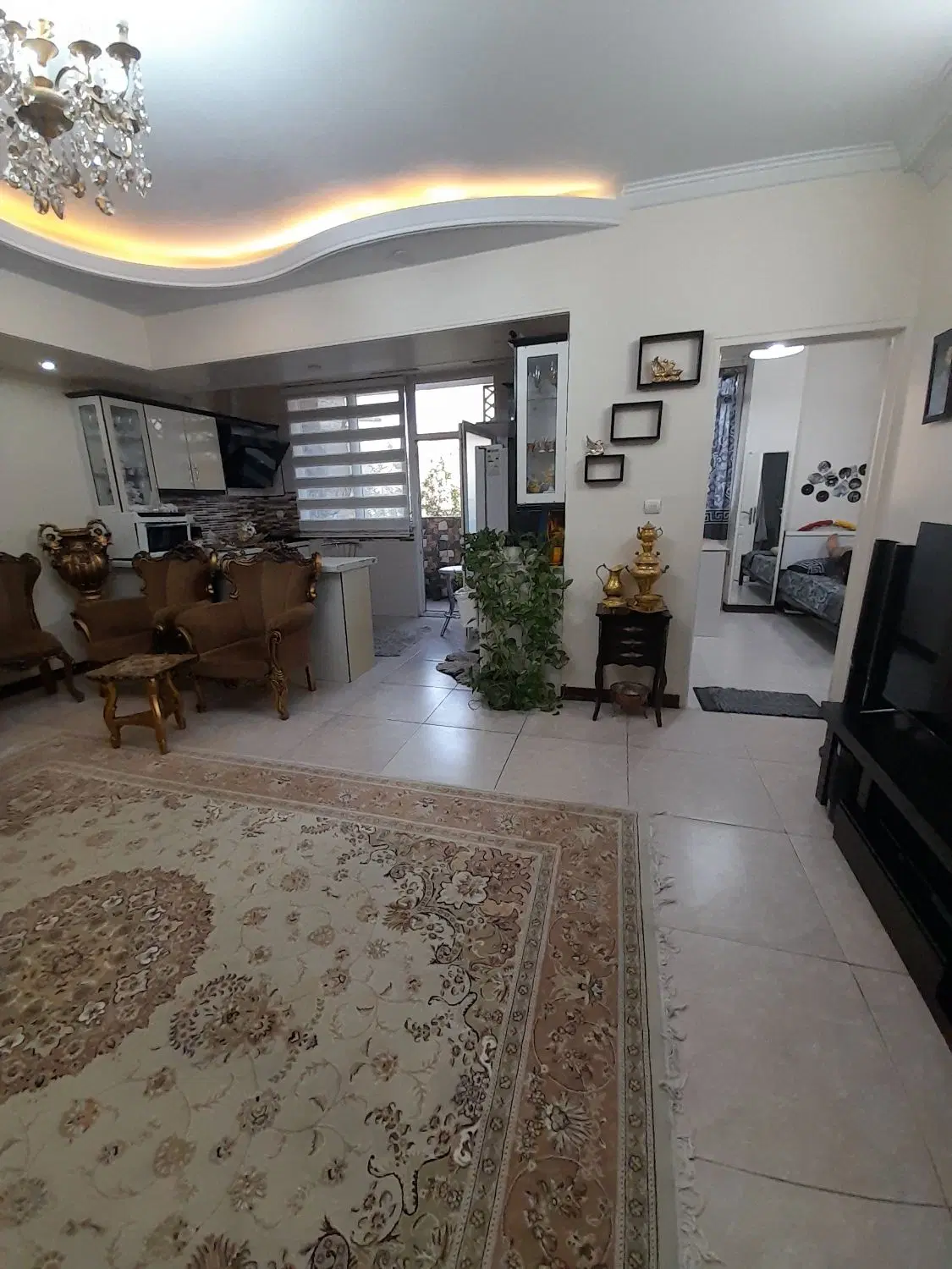 اپارتمان ۷۳_۵