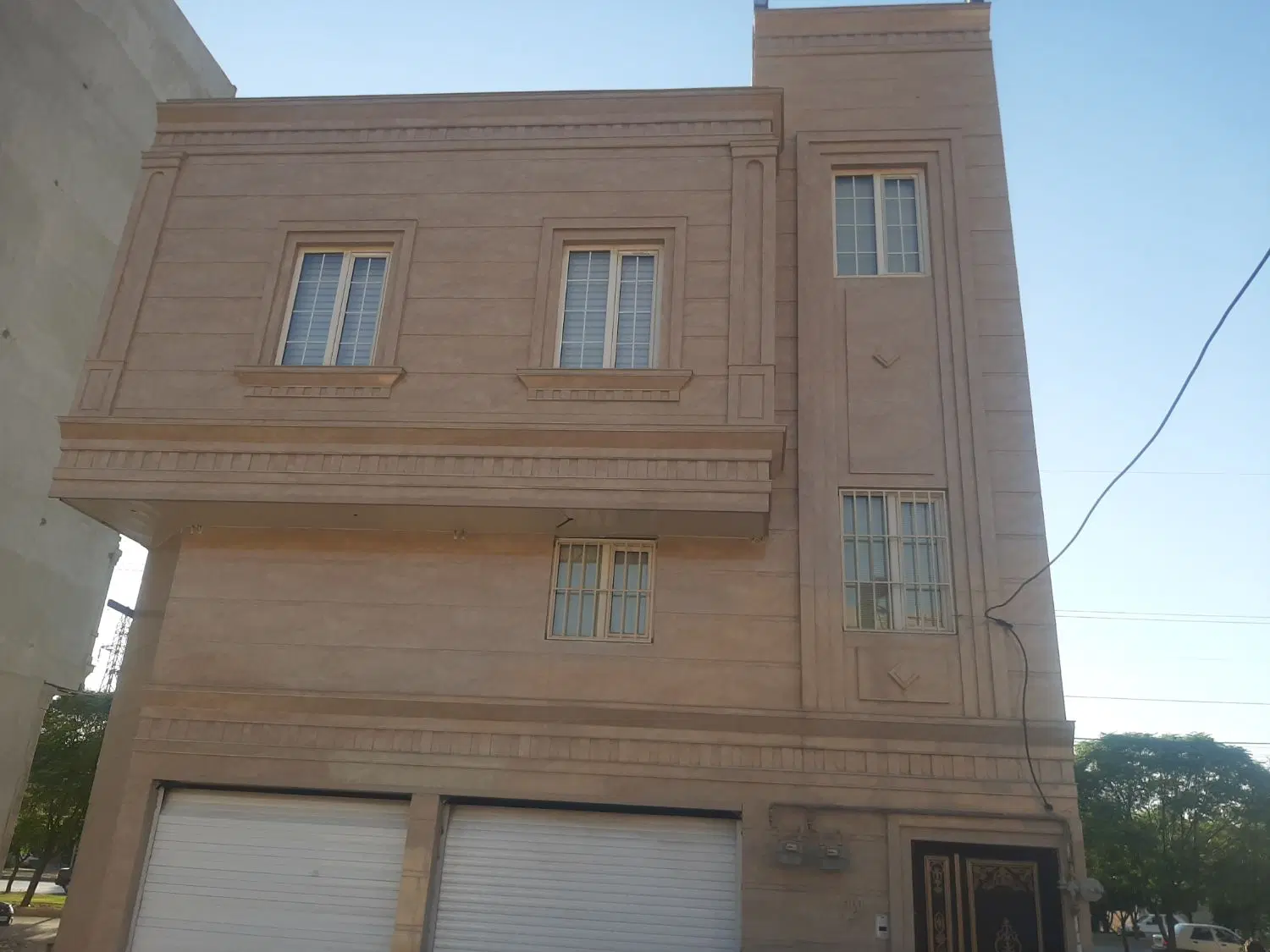 خانه مسکونی تجاری کریم خان