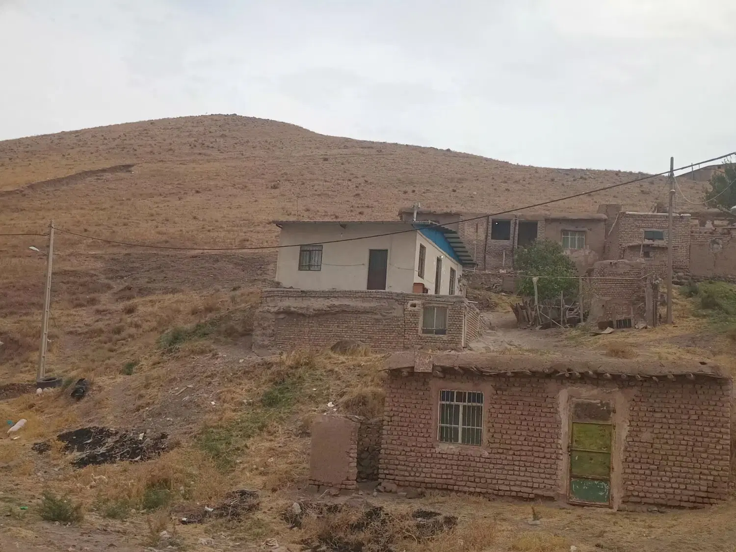 خانه سند دار خرمن سوخته