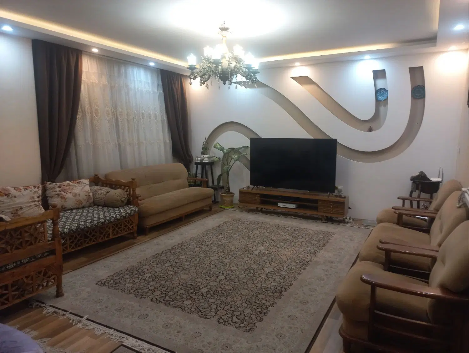 آپارتمان سه خوابه باغشاه (فلسطین)
