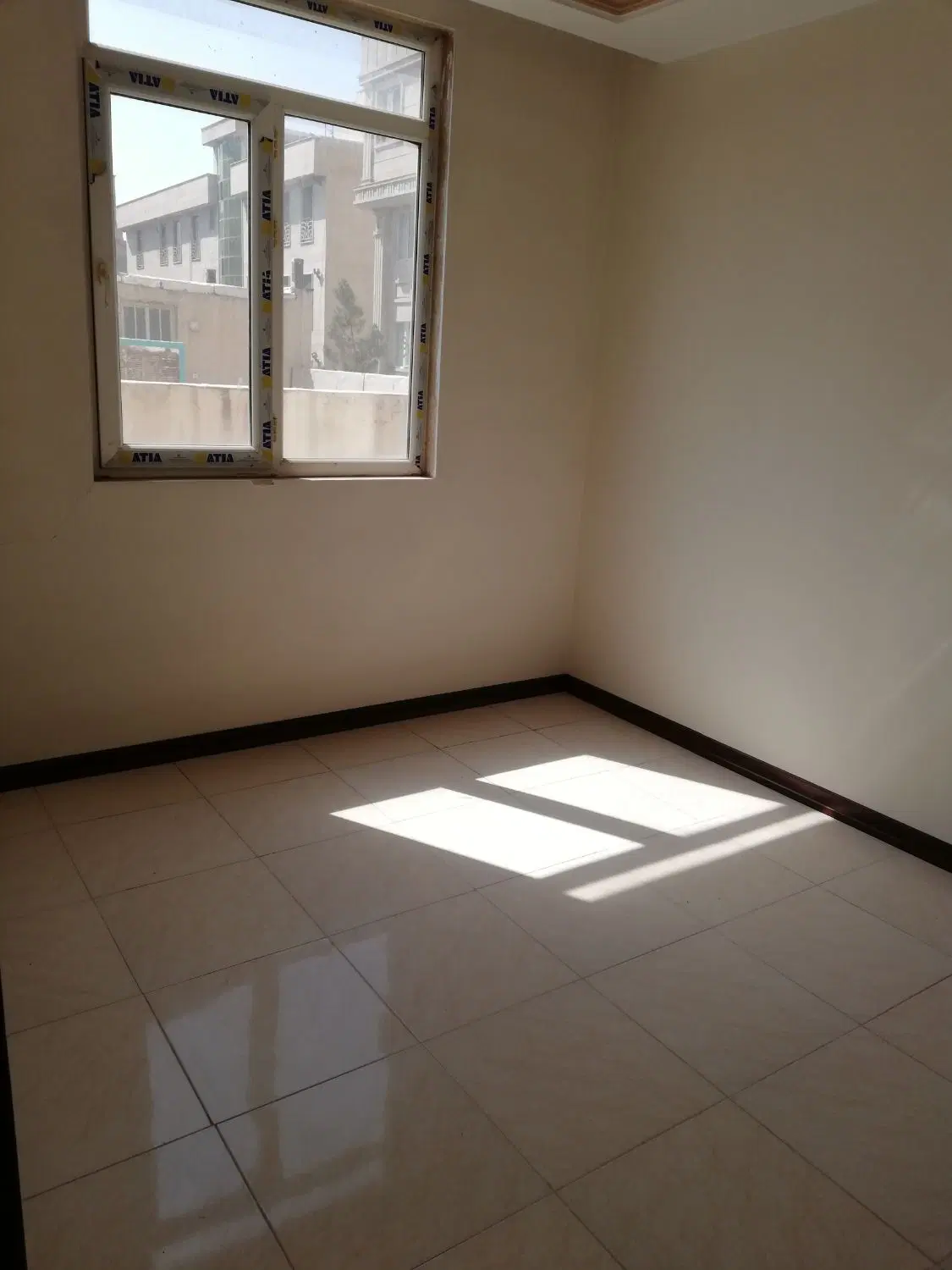 اجاره واحد آپارتمان 98 متری