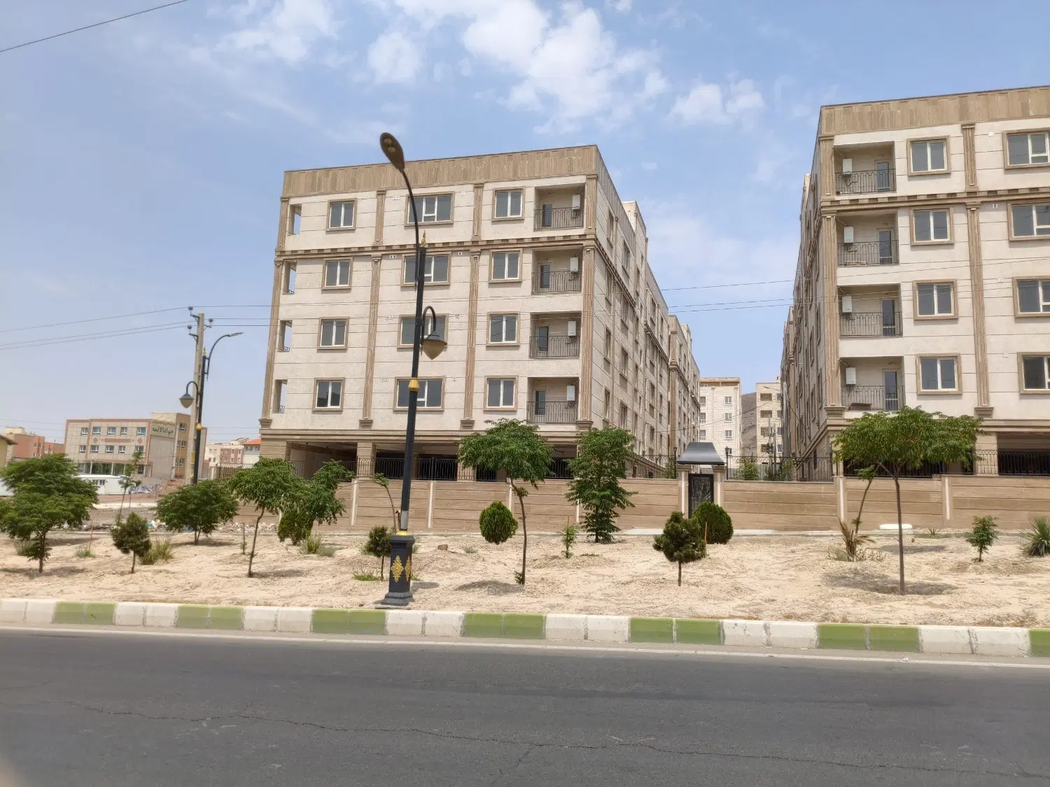 فروش مسکن ملی پرند_ فاز صفر هنرمندان مالک هستم