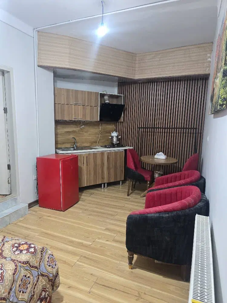 سوییت فلت تمیزدرسازمان برنامه(دسترسی به چیتگر)