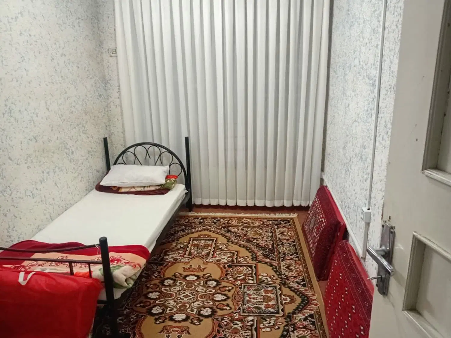 خونه ارزان باکار