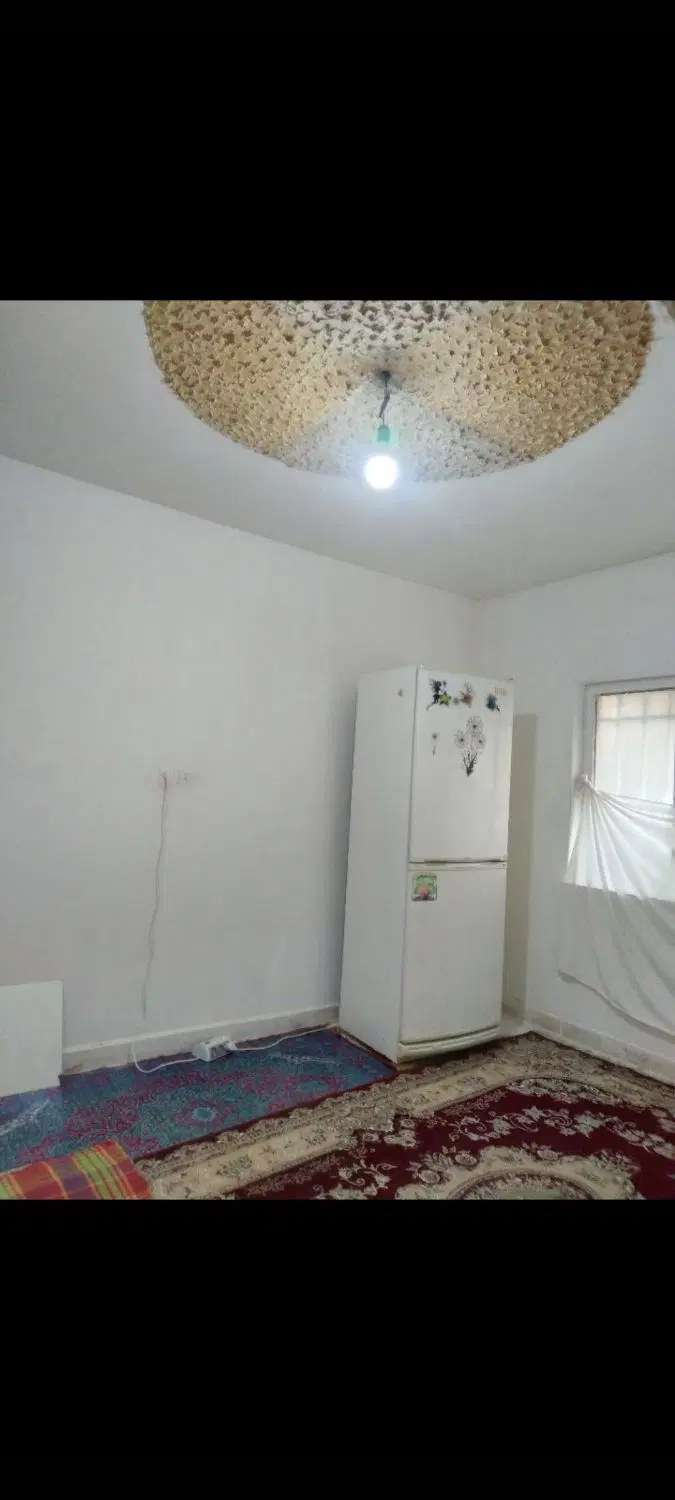 آپارتمان طبقه همکف شهیدرجایی