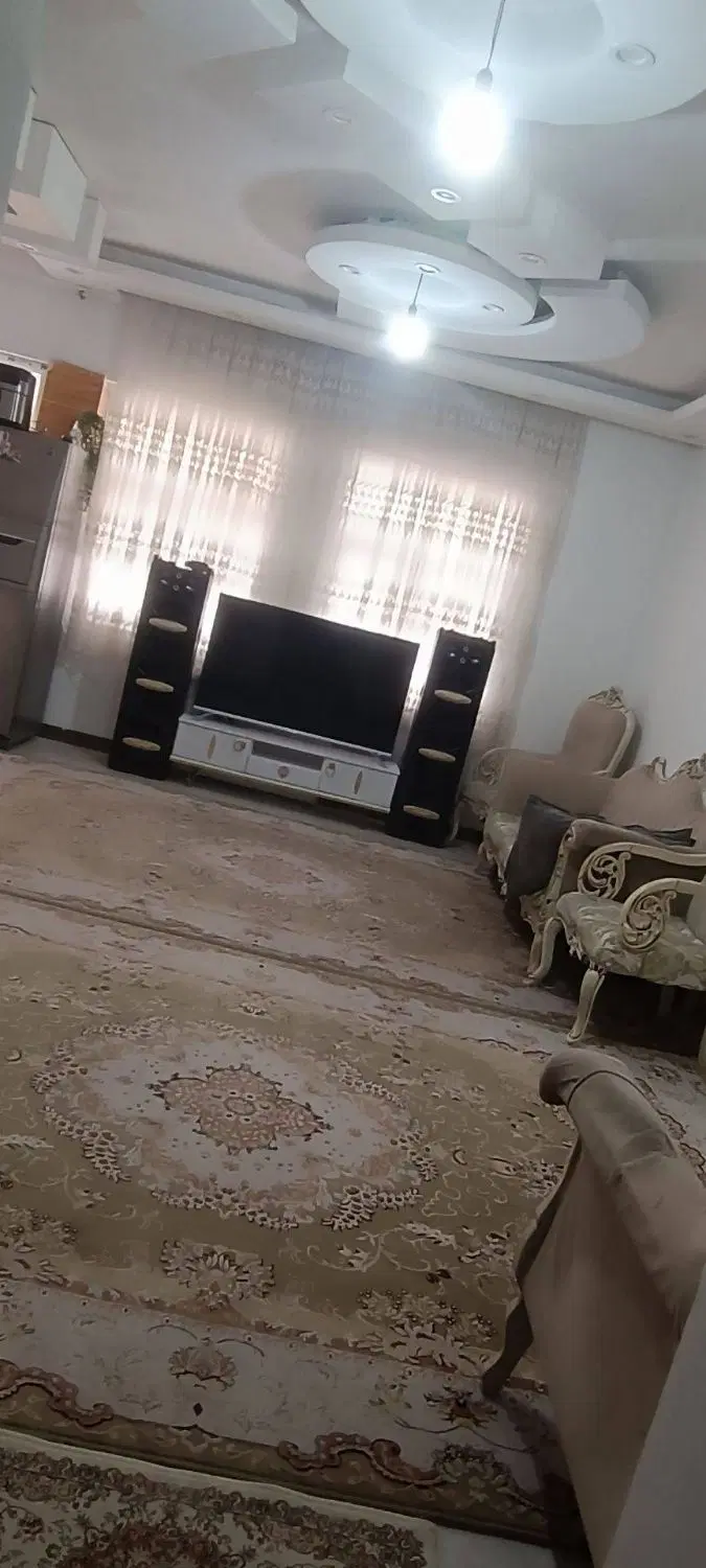 آپارتمان ۷۲ متری عمارت گستر سنگسر
