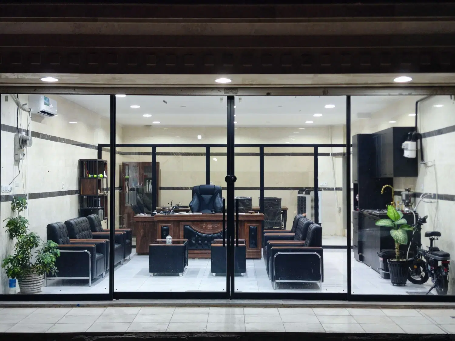آپارتمان پارکینگ اختصاصی