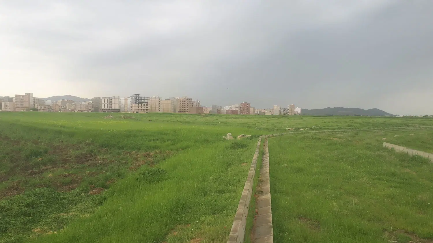 زمین باغی مرکز شهر معاوضه با آپارتمان و خانه کلنگی