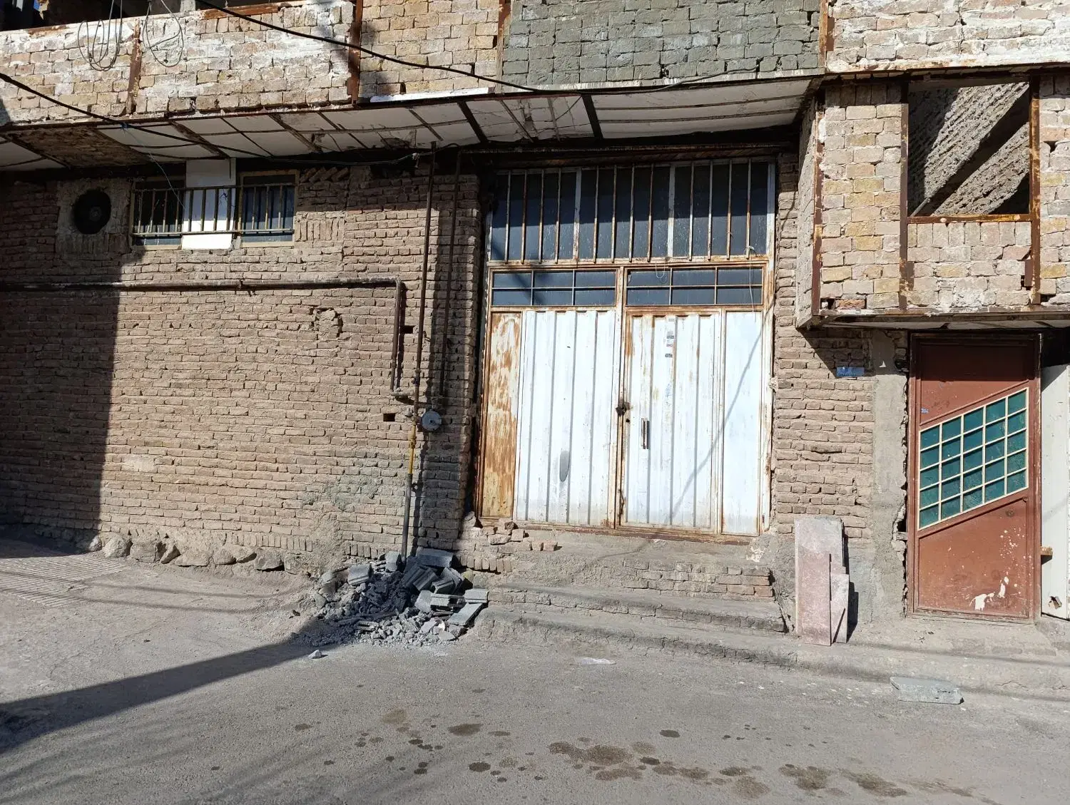واحد کارگاهی ۸۰ متری در کندرود