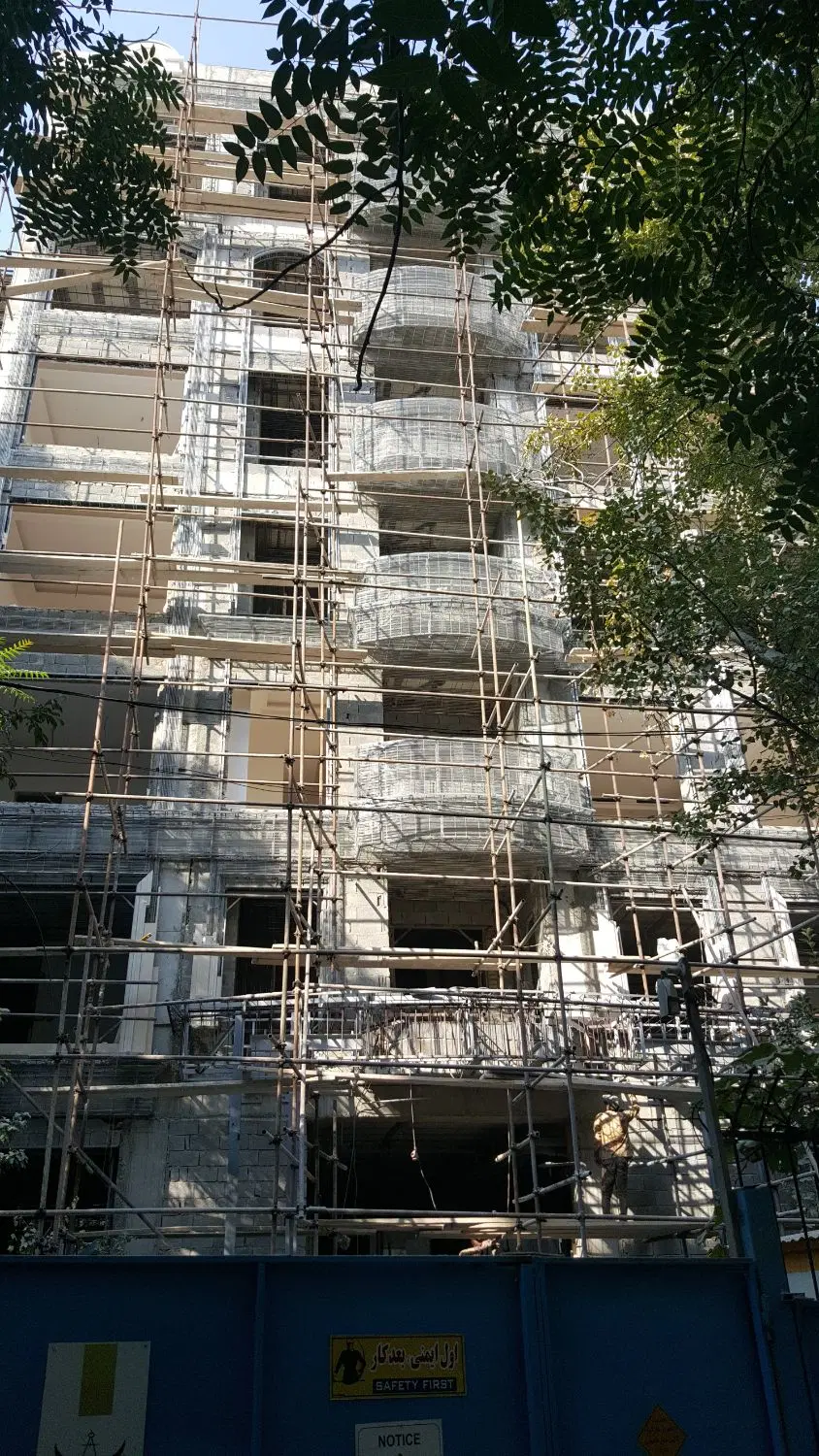 زمین مسکونی