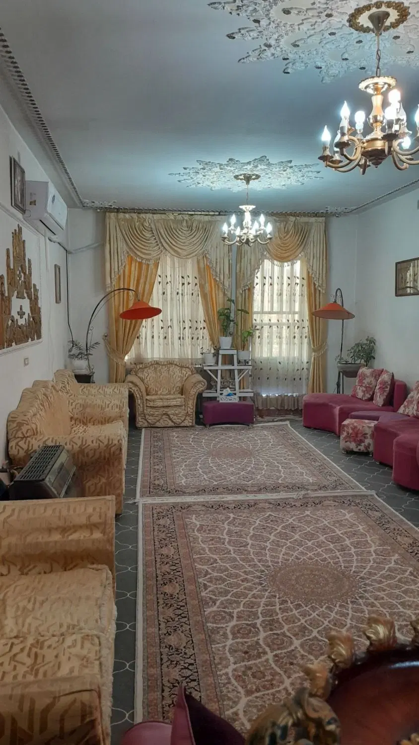 منزل ویلایی دوطبقه دلجو 200متری