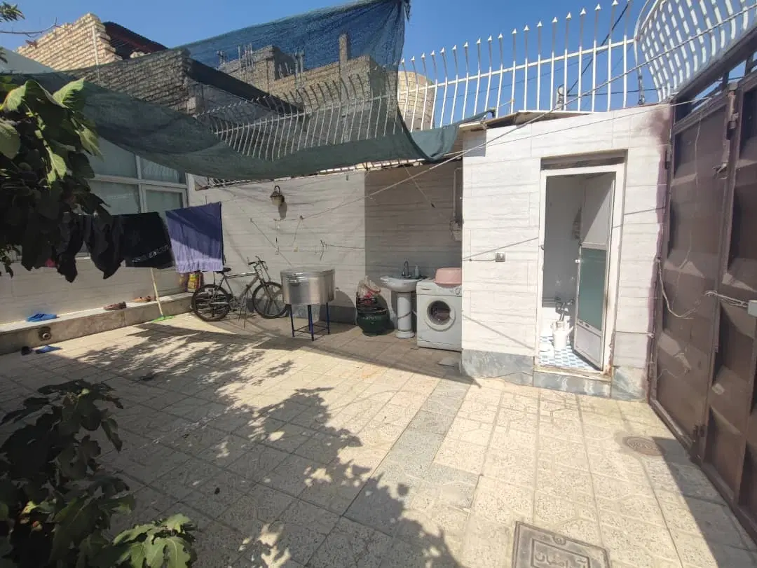 اجاره خانه ویلایی نوساز و دلباز - با حیاط مشجر