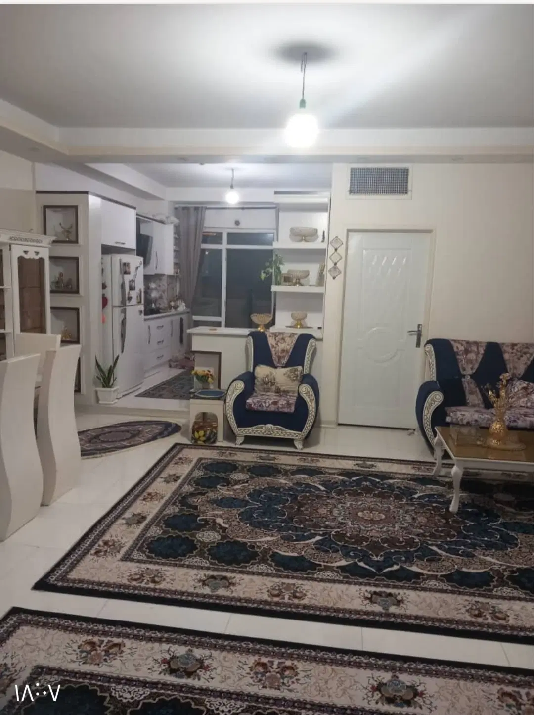 واحد فروشی