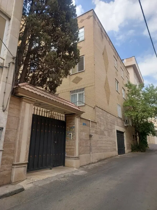 کلنگی ، قیطریه ، 480متر ، قابل سکونت