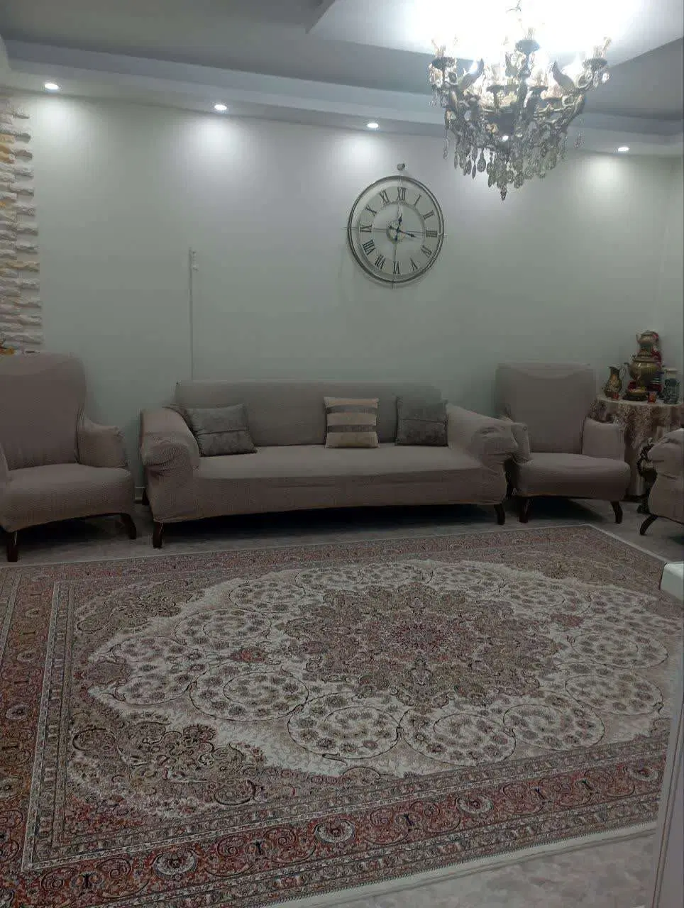 اپارتمان۶۷ متری