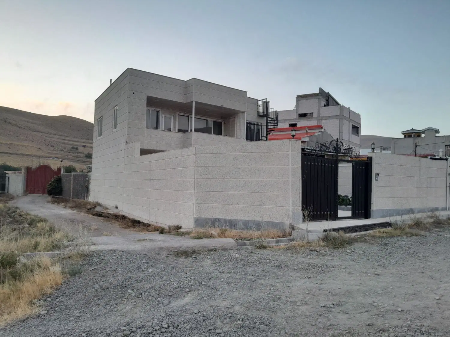 خانه ویلایی زرشک